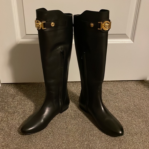 Versace Black Leather Boots size 6 - Picture 2 of 2